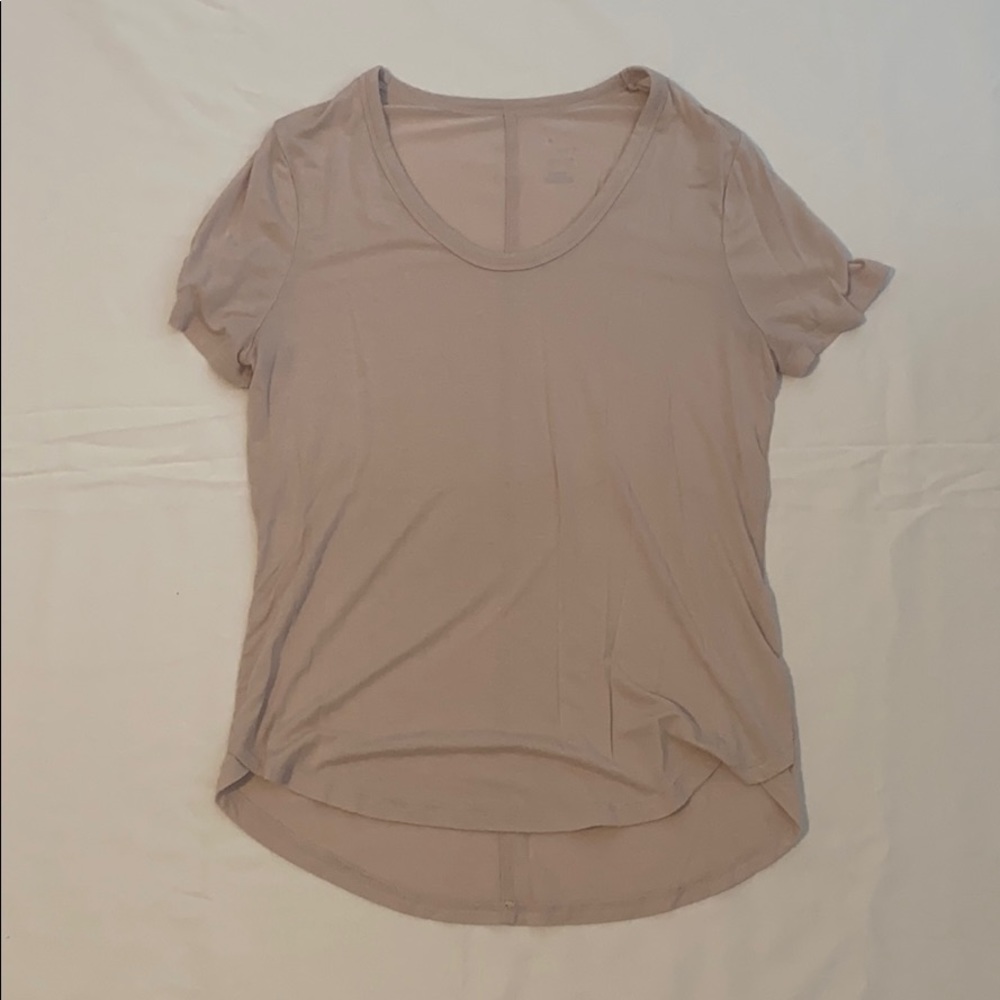 short sleeve shirt
